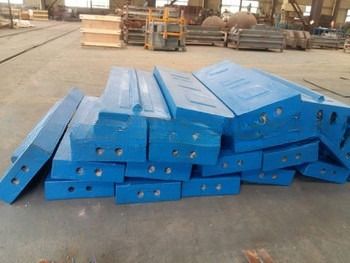 Barre de soufflage à haute teneur en chrome pour le concasseur de pierre pour l'exploitation minière Poids 500 kg Concasseur de type machine