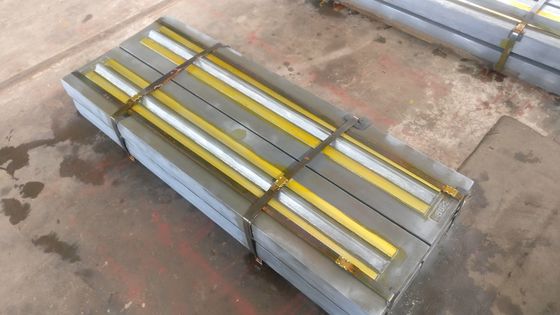 799 kg Poids Service OEM concasseur à chocs Pièces détachées NP1313 1415 Barre de rupture Barre d'impact