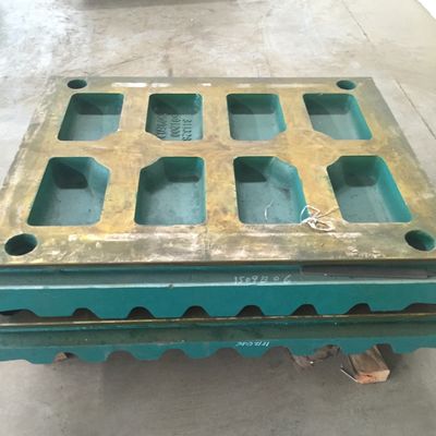 Réseau de vente dans le monde entier Parties d'usure de concasseur à mâchoires haute durabilité C96 pour machine minière