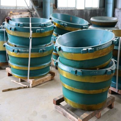 Acier à haute teneur en manganèse GP200 concasseur à cônes Parties d'usure Manteau et concave avec compétitif