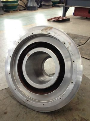 GP220 Assemblage de la tête des pièces de rechange du concasseur de pierre Technologie de pointe pour des résultats optimaux