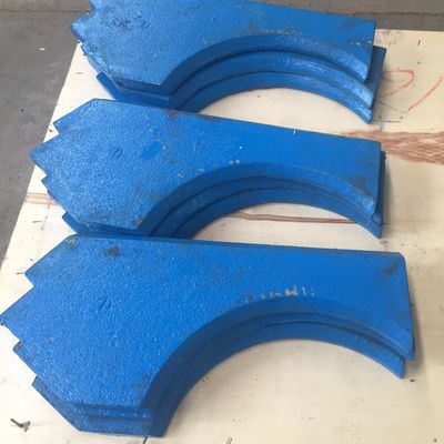 3.21 KG Inspection professionnelle CV117 Plaque d'usure supérieure VSi concasseur pièces de rechange d'usure