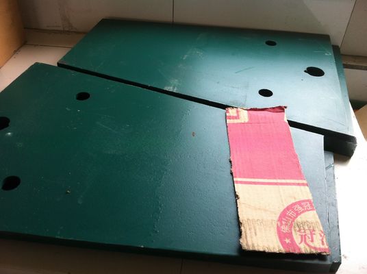 Plaque de protection très résistante à l'usure pour le concasseur à mâchoires utilisé dans la machine minière