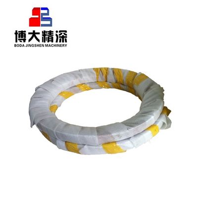 Traitement de forgeage Type GP100 joint à poussière anneau concasseur à cône pièces détachées Poids minier KG 599