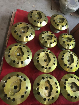 EN124 Boulons de verrouillage standard pour pièces détachées minières Pierre pièces de concasseur à cône