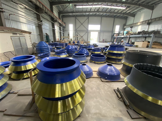Concasseur de mines d'énergie HP4 Concasseur à cône Parties usées Manteau et concave avec procédé d'usinage